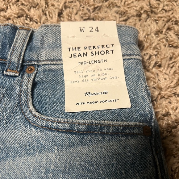 Madewell The Perfect Jean Short Mid Length - Picture 3 of 6